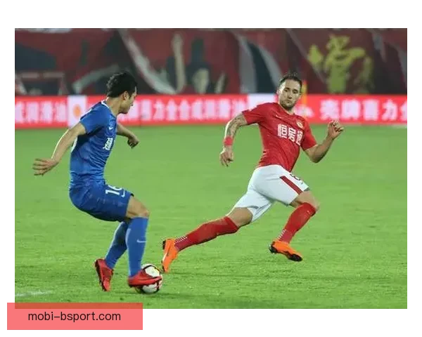 阿兰中超首秀大放异彩首场比赛上演惊人四球壮举